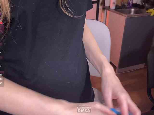 cutemilana_sw webcam