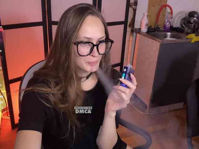 cutemilana_sw webcam