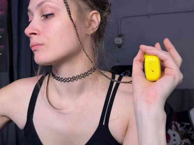 cutemilana_sexwife webcam