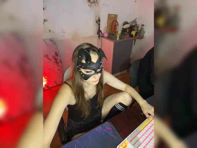 cutemilana_sw webcam