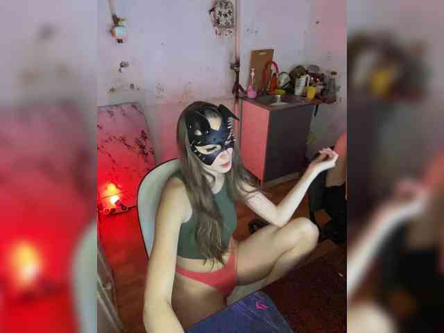 cutemilana_sw webcam