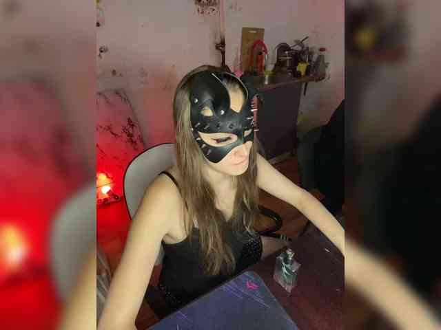 cutemilana_sw webcam
