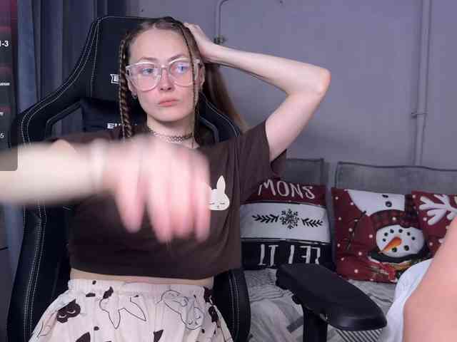 cutemilana_sexwife webcam