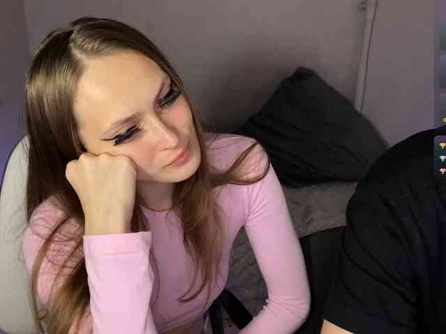 cutemilana_sw webcam