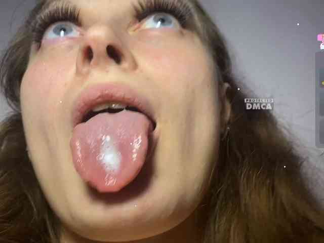 cutemilana_sw webcam