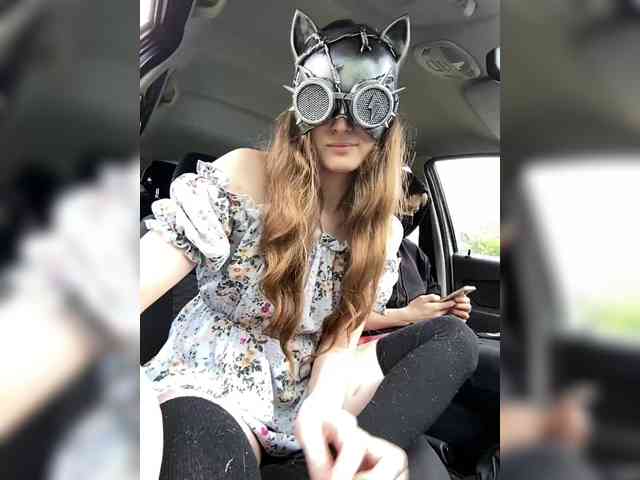 milana_sexwife webcam