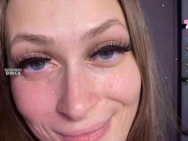 cutemilana_sw webcam