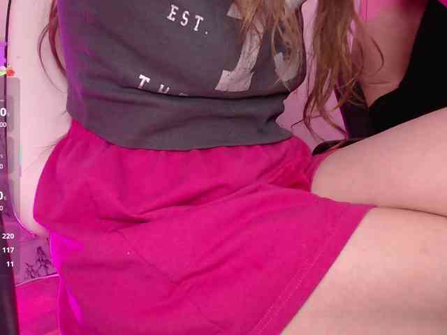 cutemilana_sw webcam