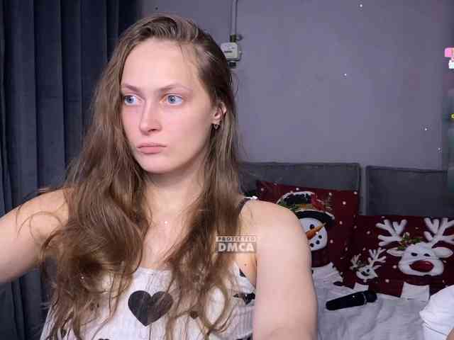 cutemilana_sw webcam