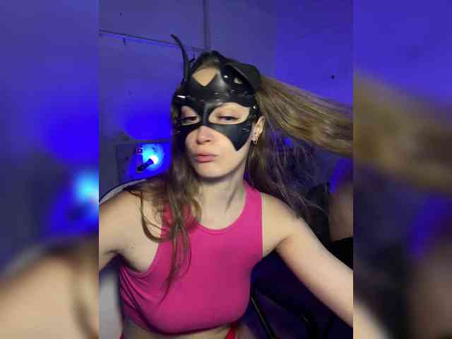 cutemilana_sw webcam