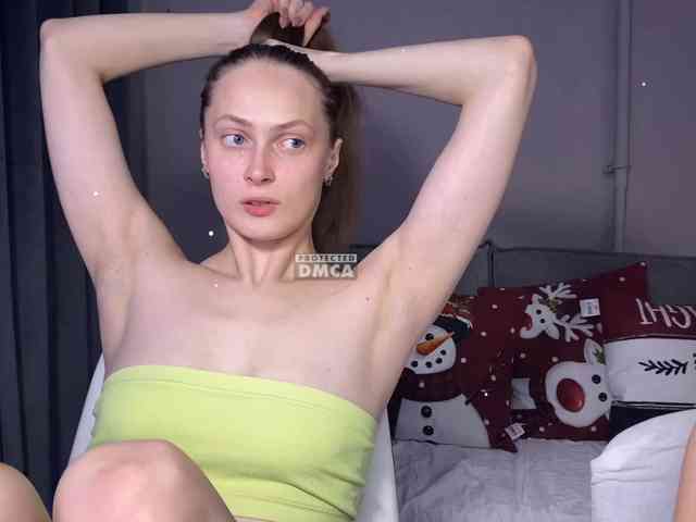 cutemilana_sw webcam