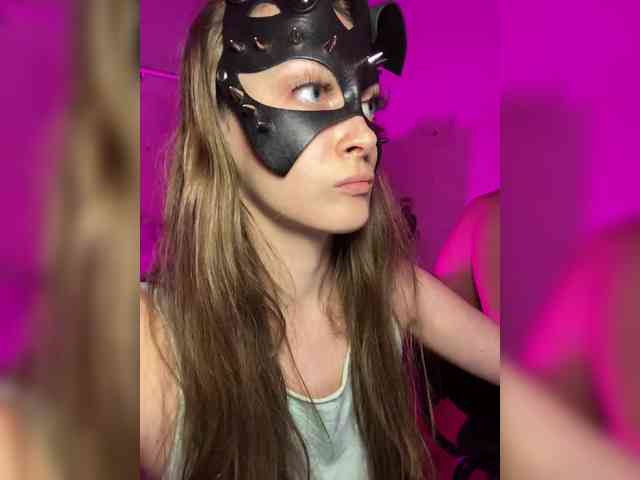 cutemilana_sw webcam