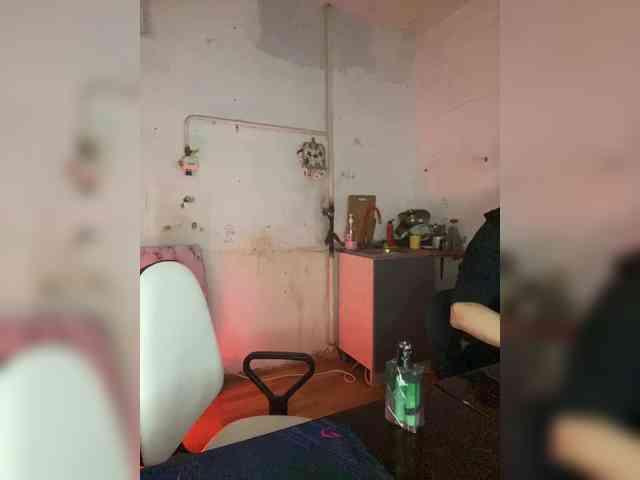 cutemilana_sw webcam