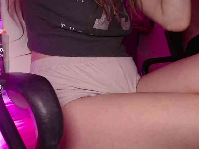 cutemilana_sw webcam