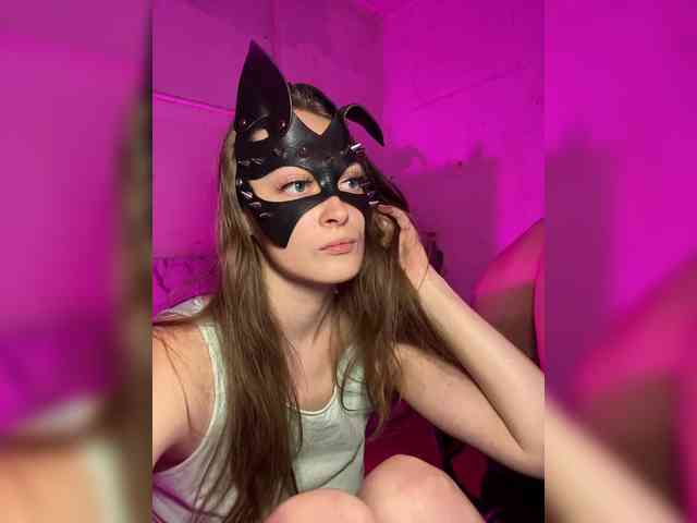 cutemilana_sw webcam