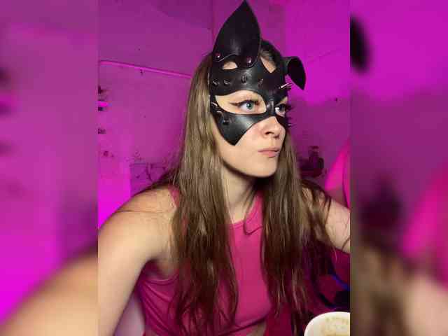 cutemilana_sw webcam