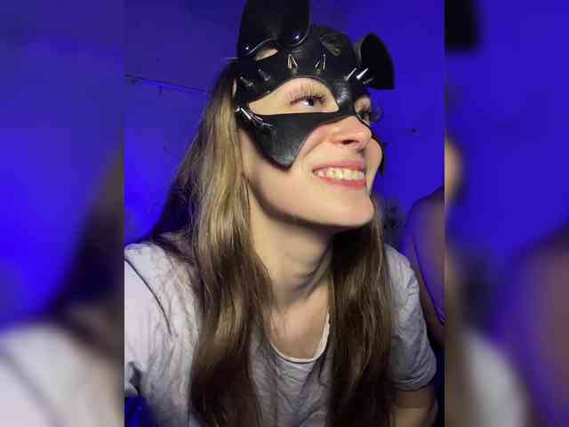 cutemilana_sw webcam