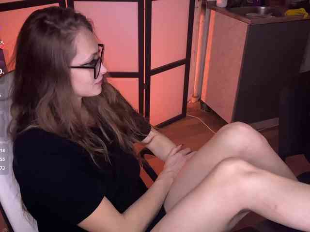 cutemilana_sw webcam