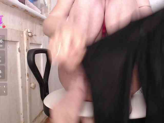 cutemilana_sw webcam