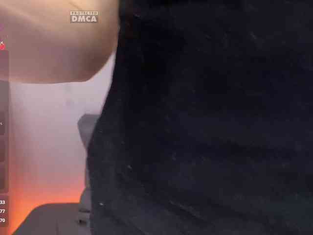 cutemilana_sw webcam