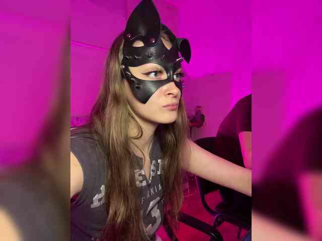 cutemilana_sw webcam