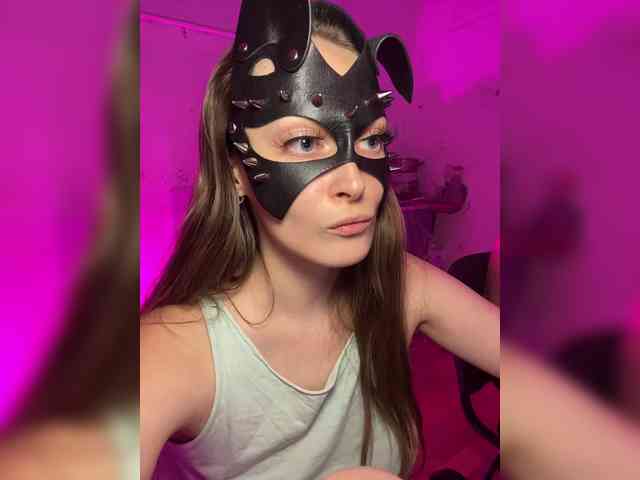 cutemilana_sw webcam