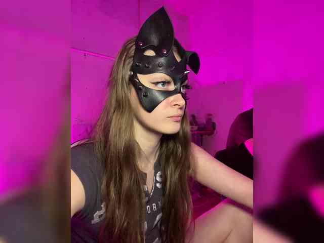 cutemilana_sw webcam
