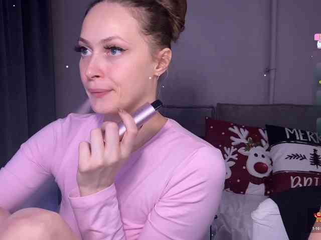 cutemilana_sw webcam