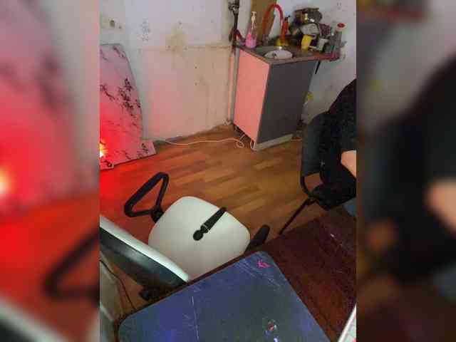 cutemilana_sw webcam