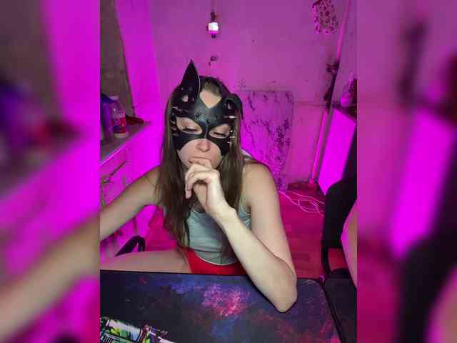 cutemilana_sw webcam