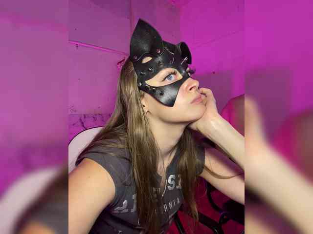 cutemilana_sw webcam