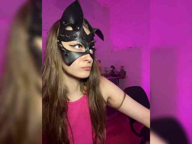 cutemilana_sw webcam