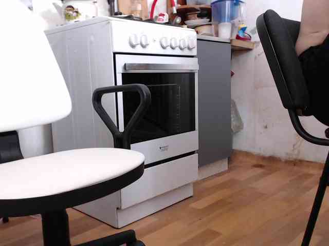 cutemilana_sw webcam