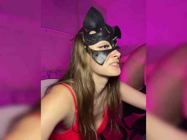 cutemilana_sw webcam