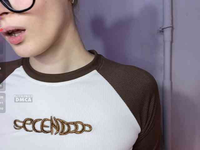 cutemilana_sw webcam