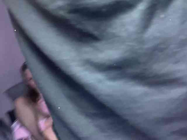 cutemilana_sw webcam