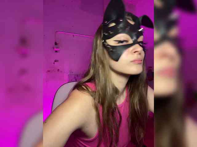 cutemilana_sw webcam