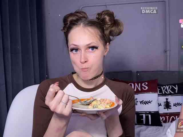 cutemilana_sw webcam