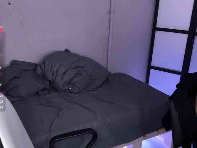 cutemilana_sw webcam