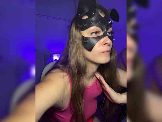 cutemilana_sw webcam