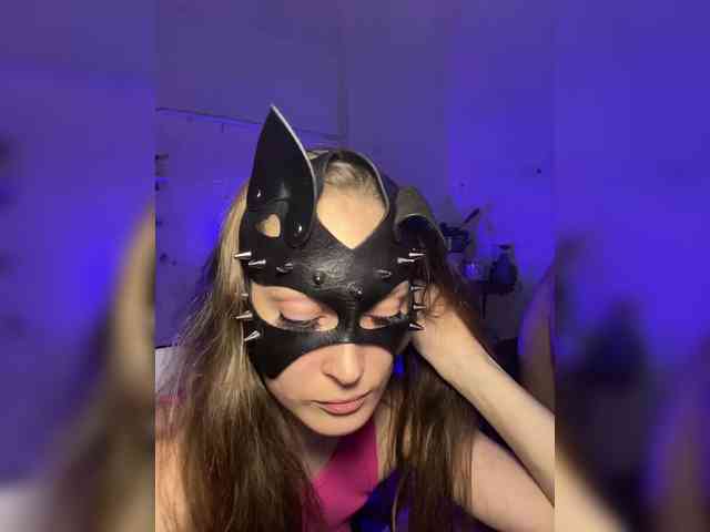 cutemilana_sw webcam