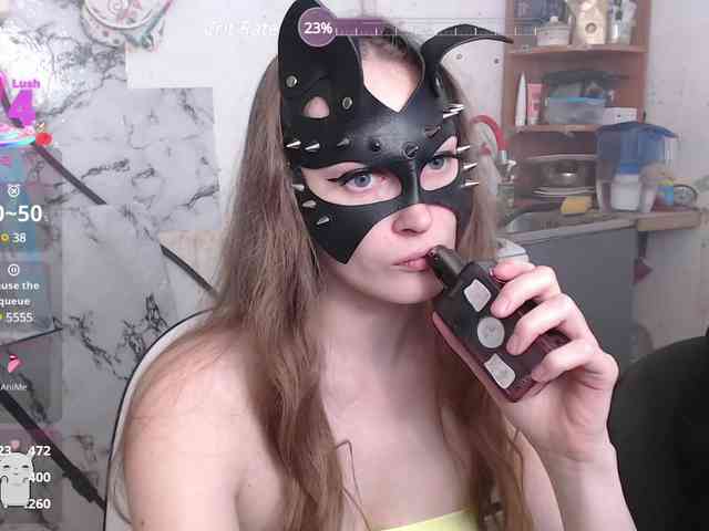milana_sexwife webcam