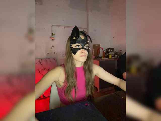 cutemilana_sw webcam