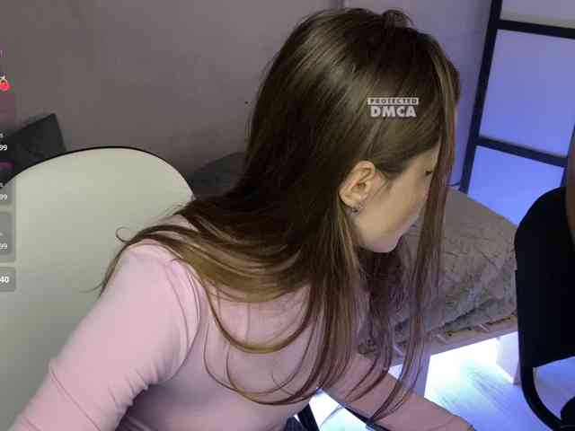 cutemilana_sw webcam