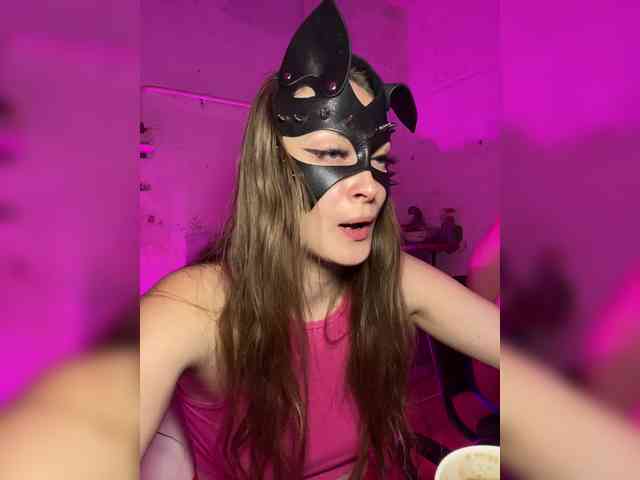 cutemilana_sw webcam