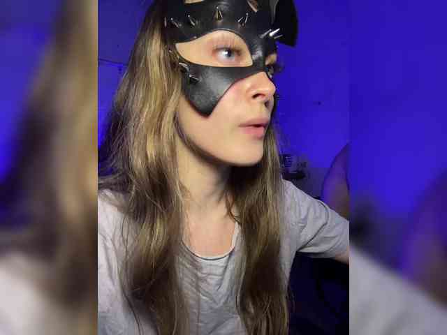 cutemilana_sw webcam
