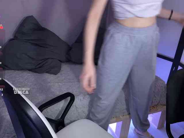 cutemilana_sw webcam