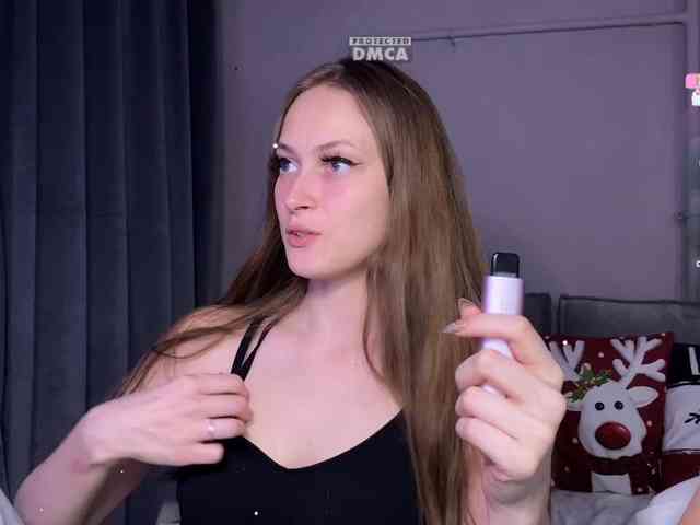 cutemilana_sw webcam