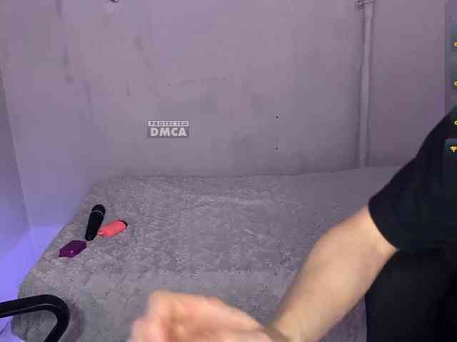 cutemilana_sw webcam