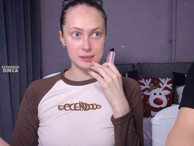 cutemilana_sw webcam